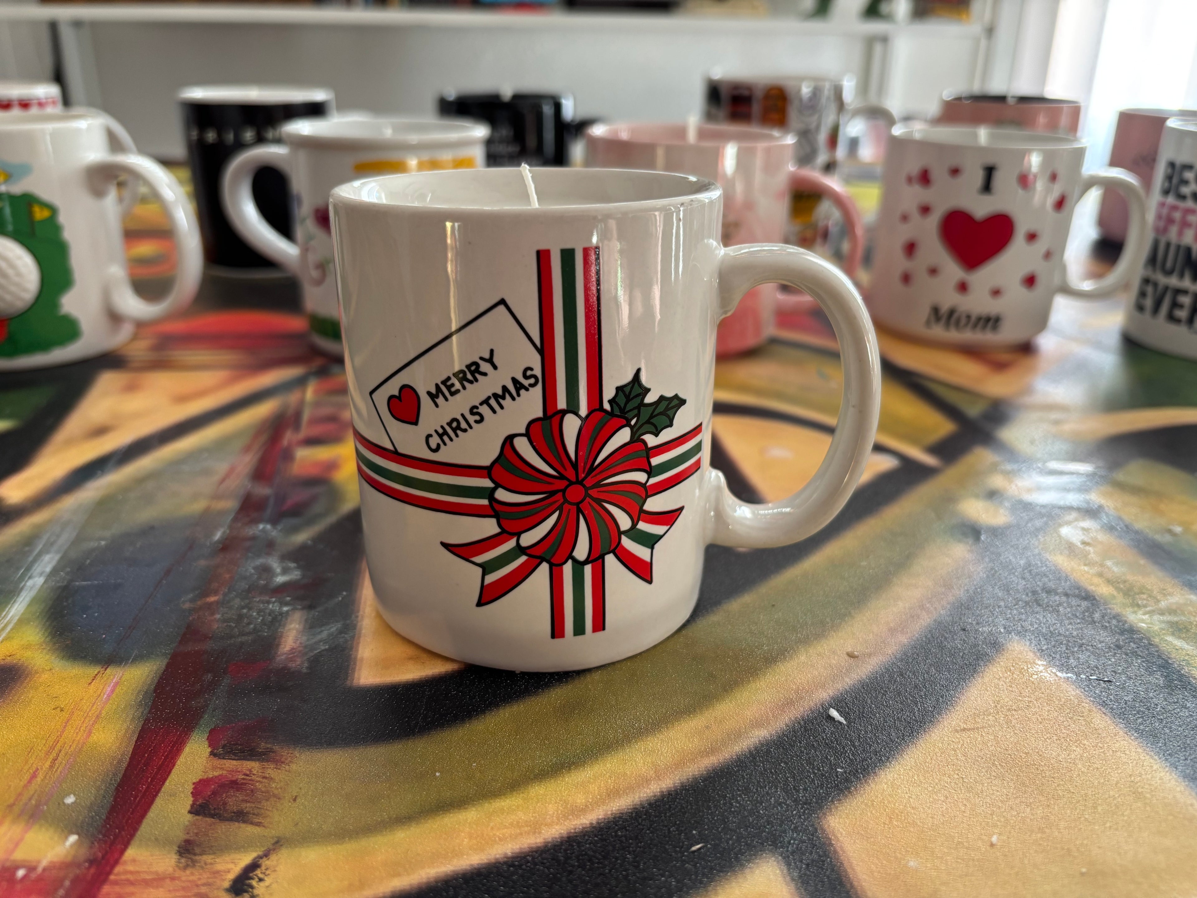 Merry Christmas coffee mug candle