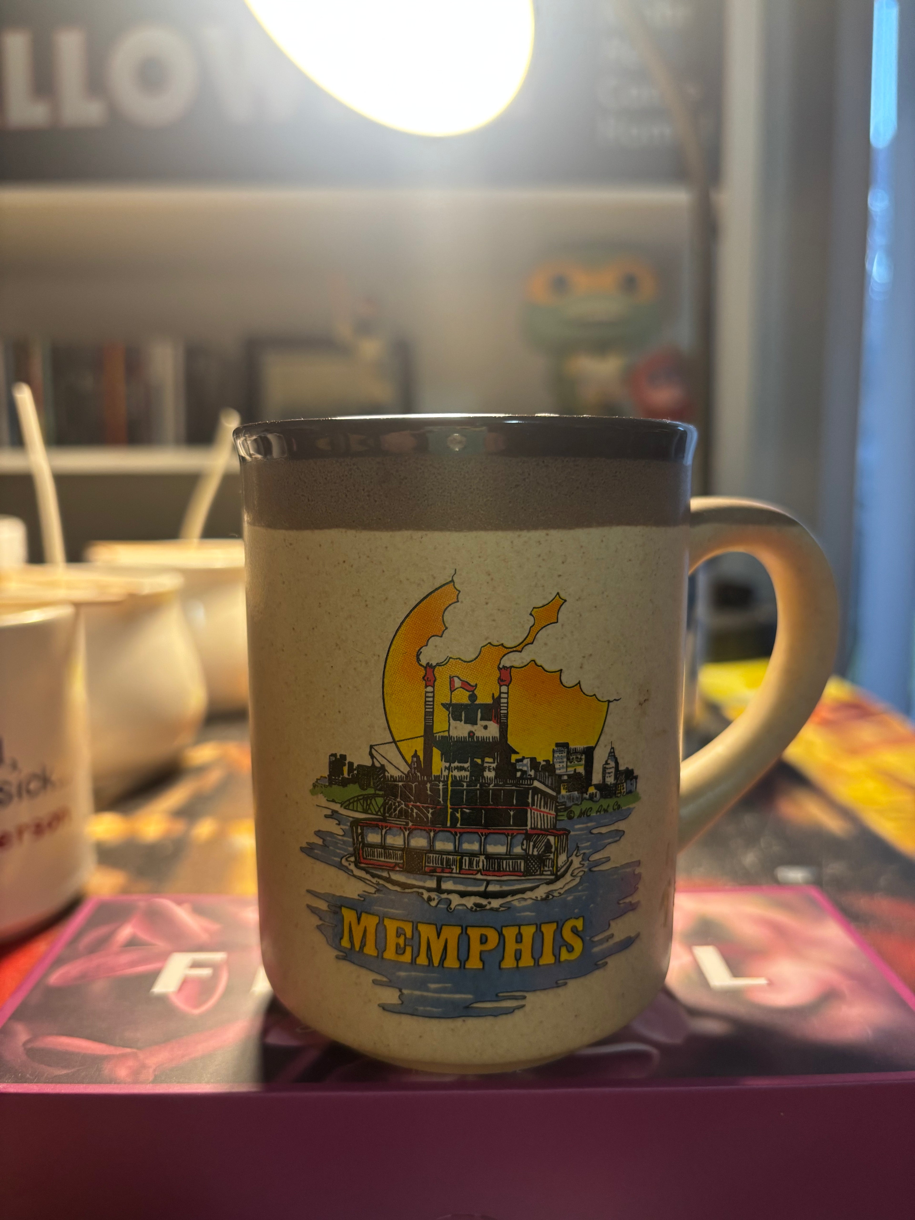 Memphis coffee mug candle: Scented: Blue Lotus